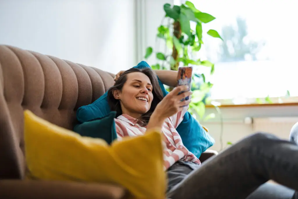 Roswell homebuyer reviewing down payment assistance options for a New Mexico home