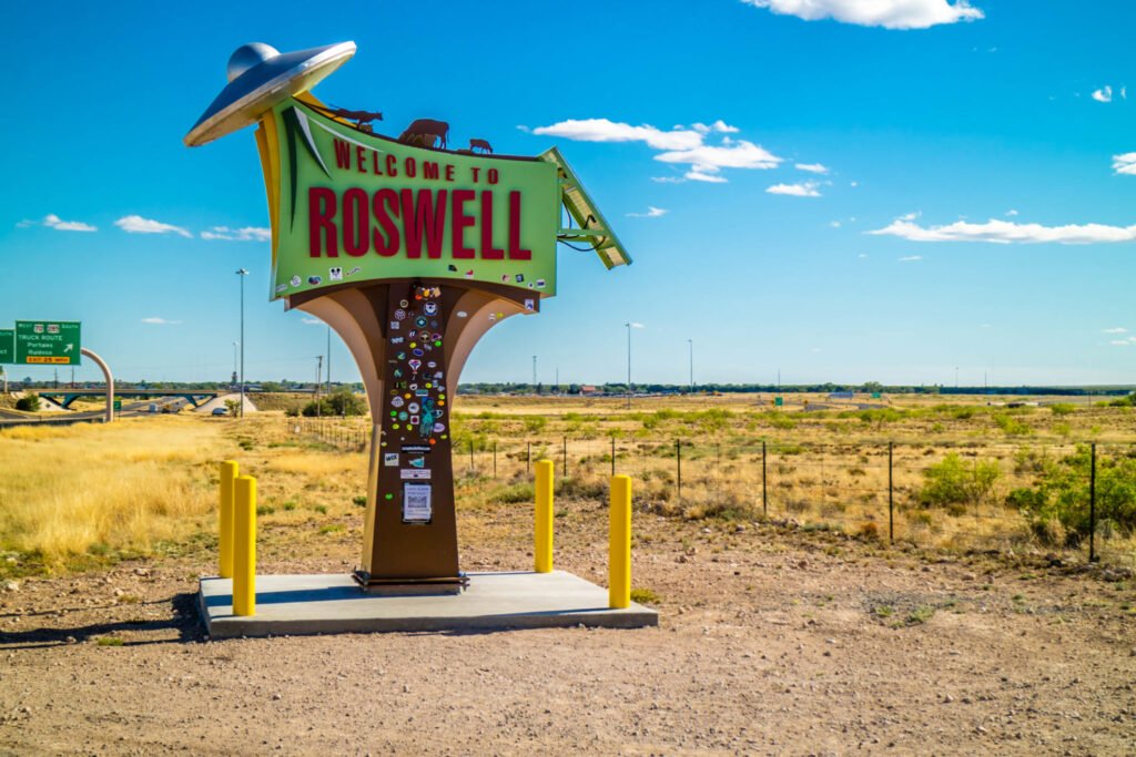View of Roswell, New Mexico neighborhood representing local mortgage solutions with The Bamman Team.
