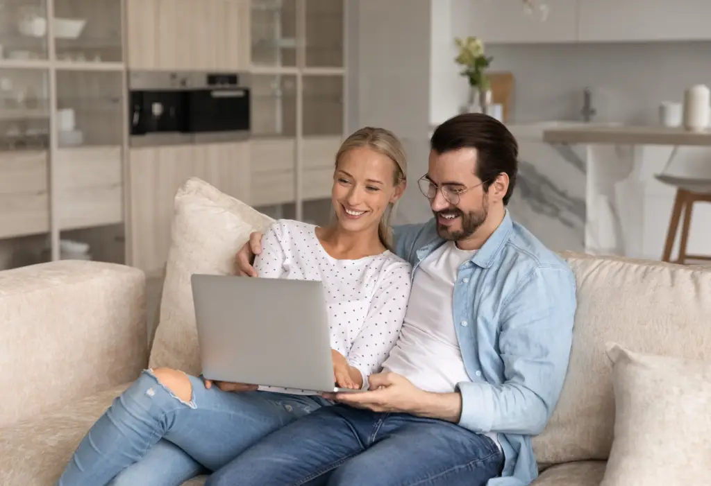 New Mexico homebuyer comparing an FHA loan with down payment assistance